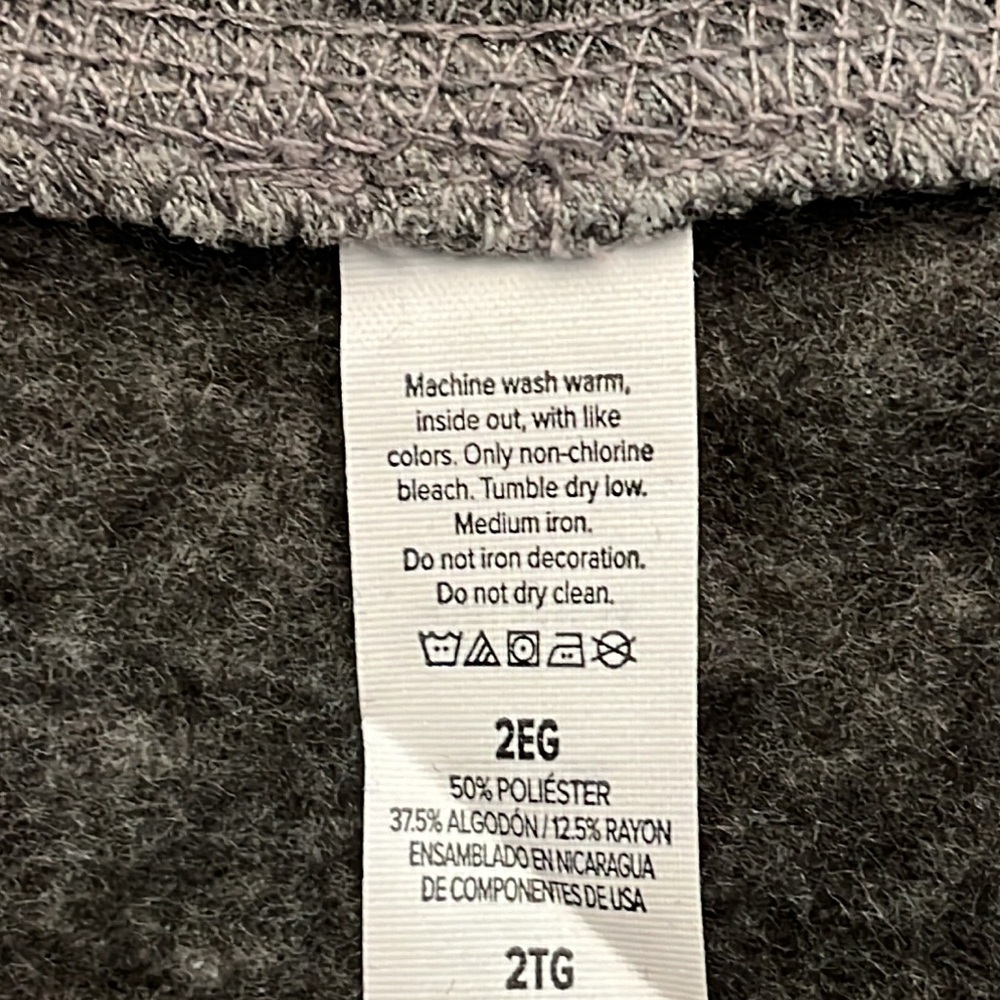BRIDE Sweatshirt with Sparkle!  NWT - Picture 8 of 8